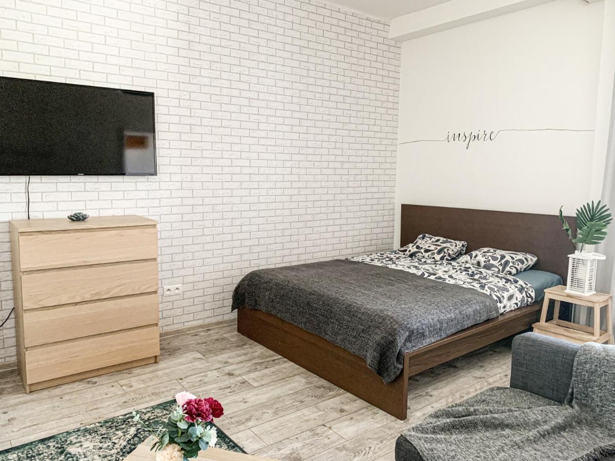 Charming Apartment In Paradise Called Братислава Екстериор снимка