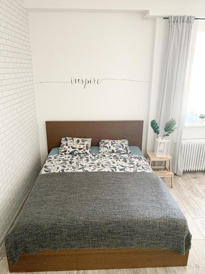 Charming Apartment In Paradise Called Братислава Екстериор снимка